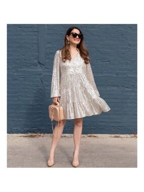 NWT Sail to Sable x Style Charade Charlotte Sequin Tiered V-Neck Dress Size M